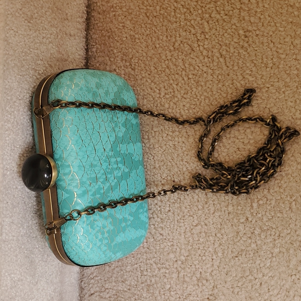 Urban Expressions Crossbody Bag